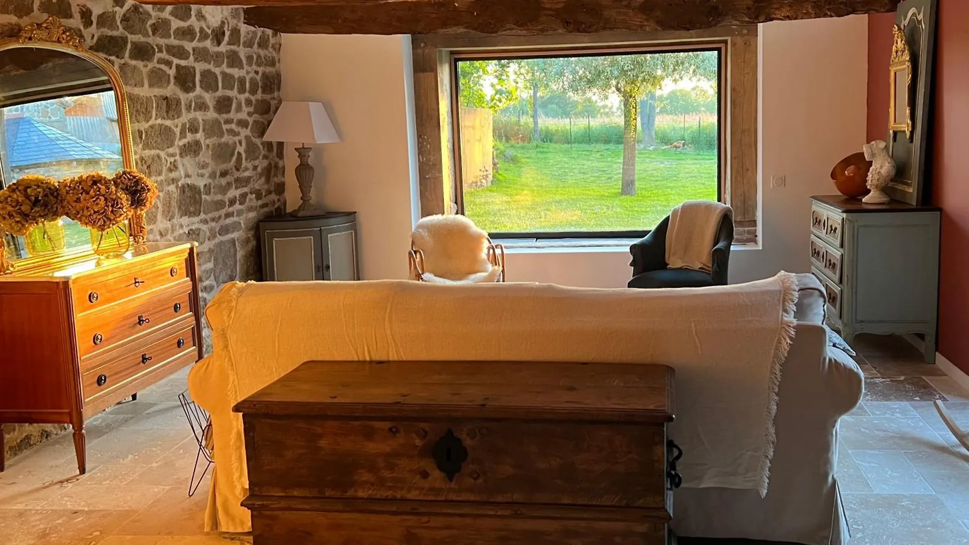 Le Logis De La Lettre Bed & Breakfast Tinteniac France