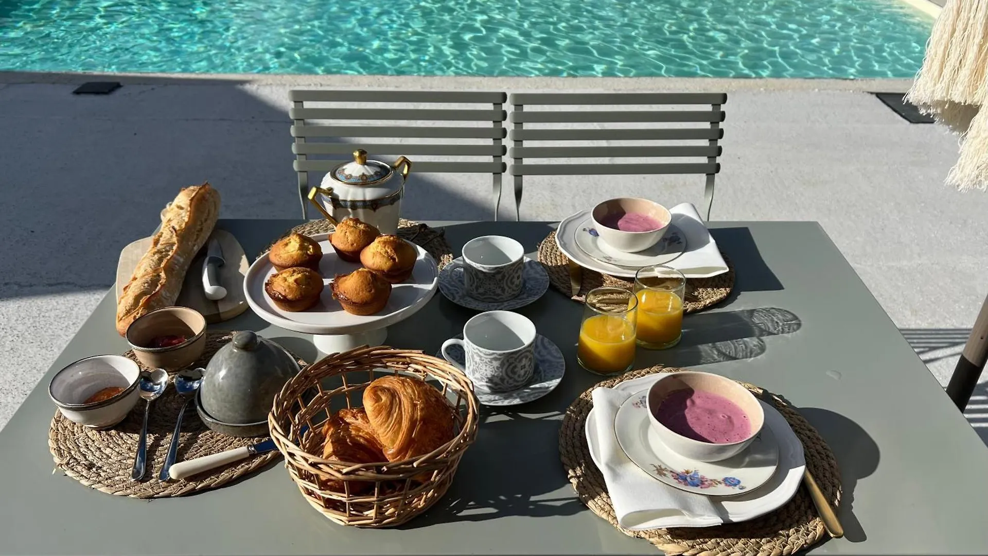 Le Logis De La Lettre Bed & Breakfast Tinteniac France