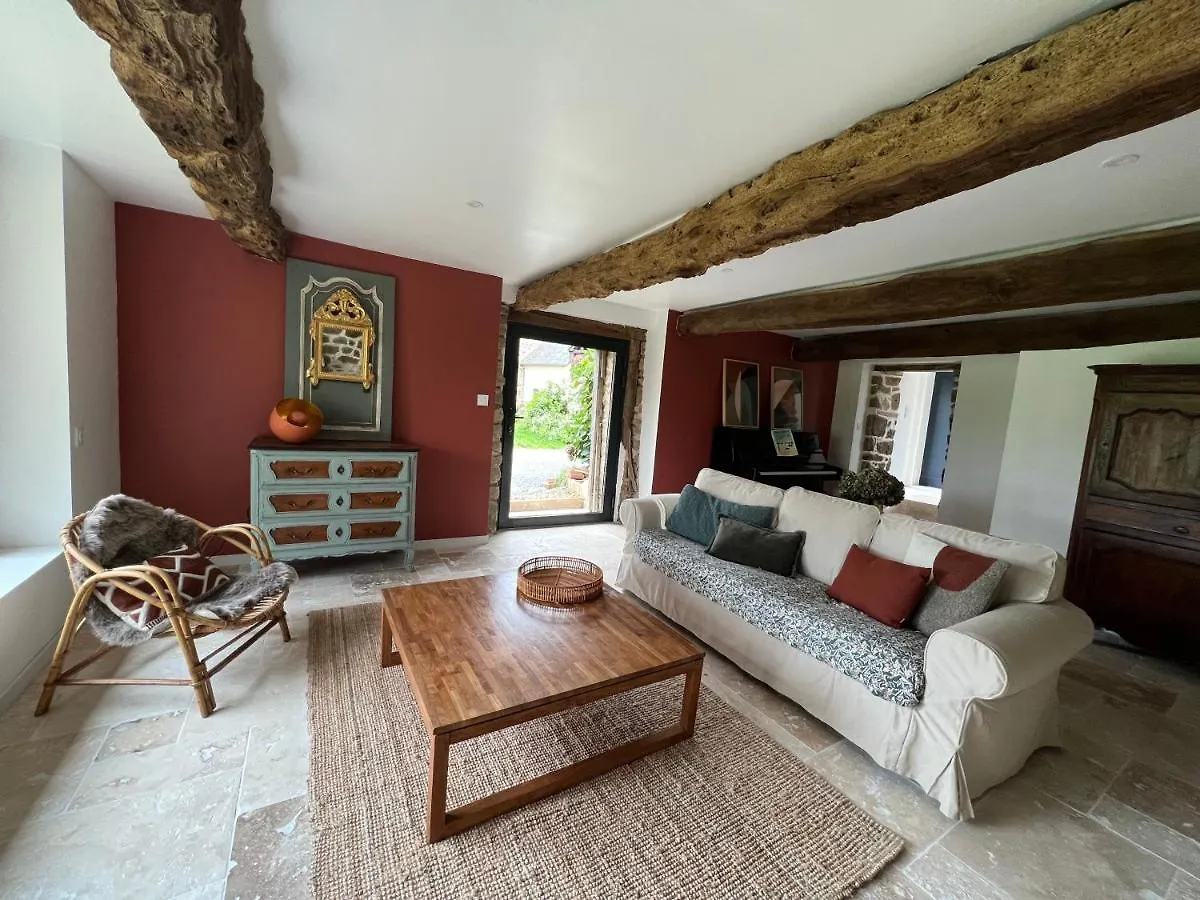 Le Logis De La Lettre Bed & Breakfast Tinteniac